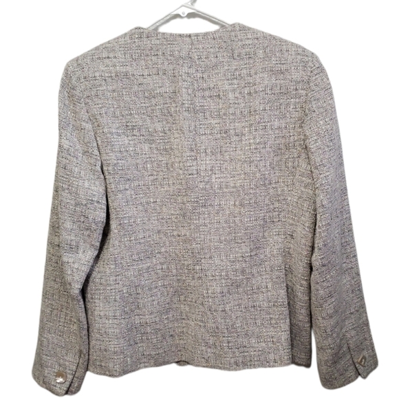 Dana Buchman womens Blazer, SIze 12 Petite. - Picture 4 of 14